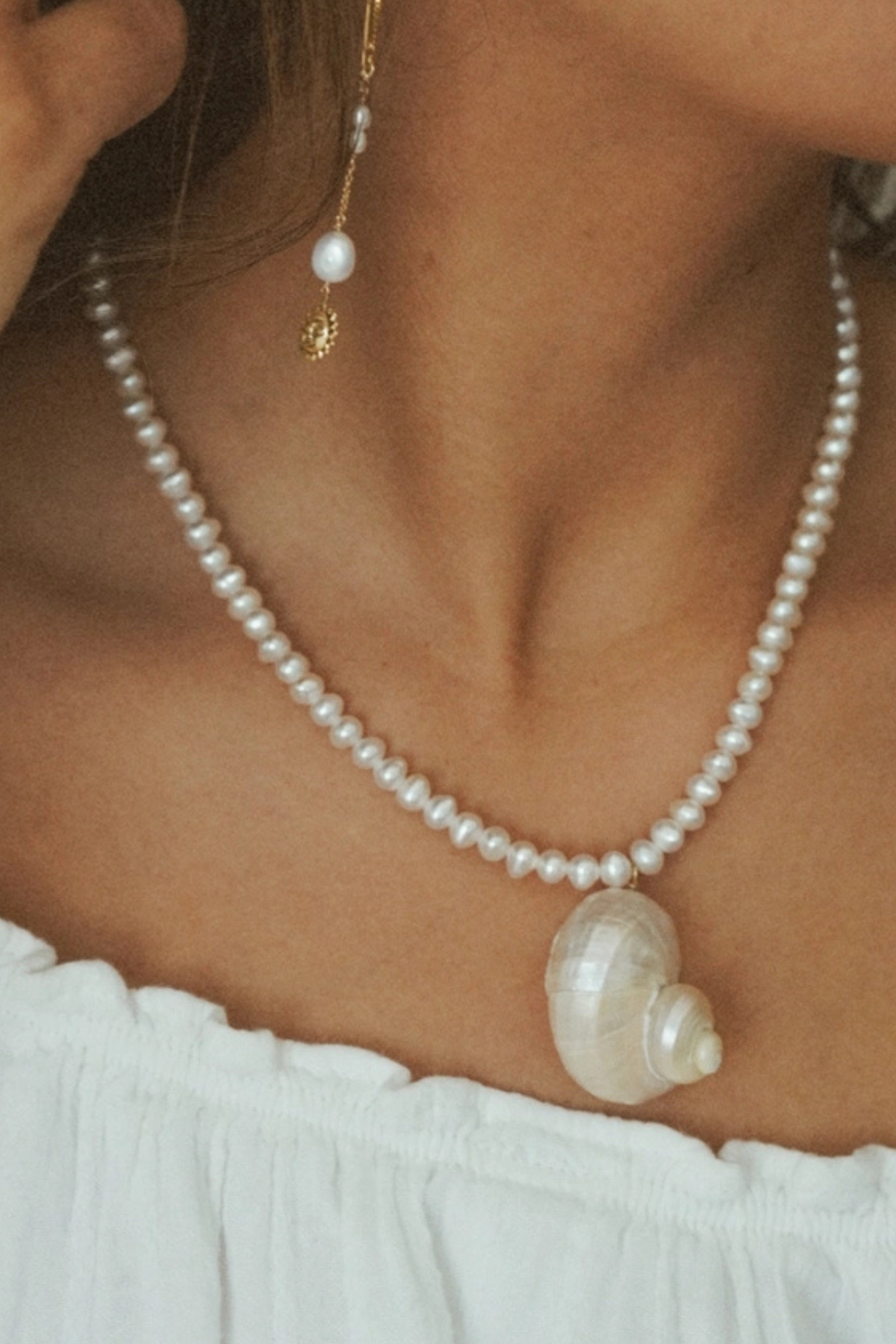 LAGOON LARGE PEARL NECKLACE