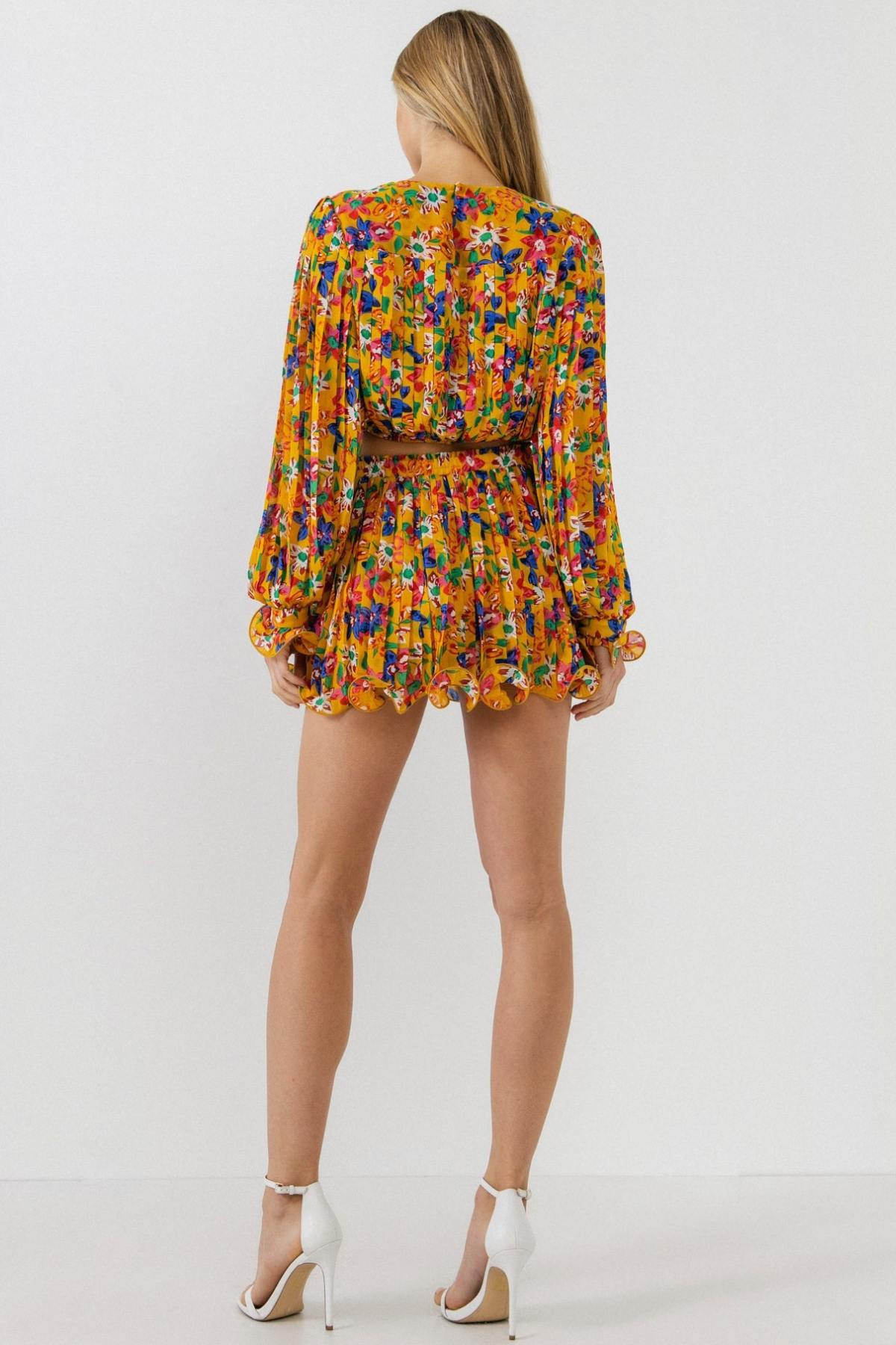 BROOKE FLORAL PLEATED CROP TOP